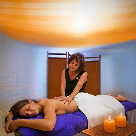 Rh Ifach Ξενοδοχείο