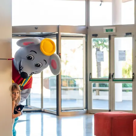 Ξενοδοχείο Rh Ifach 4*